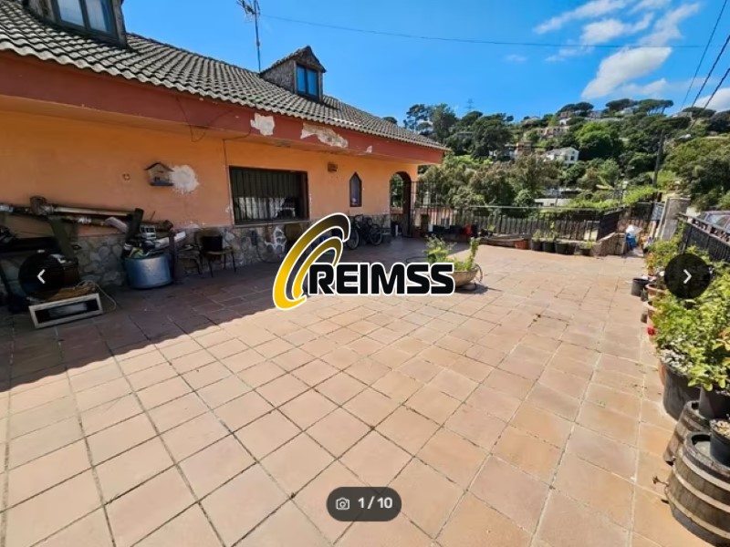 Casa en venda a Maçanet de la Selva, 10 hab., 608 m2 - 420.000 EUR