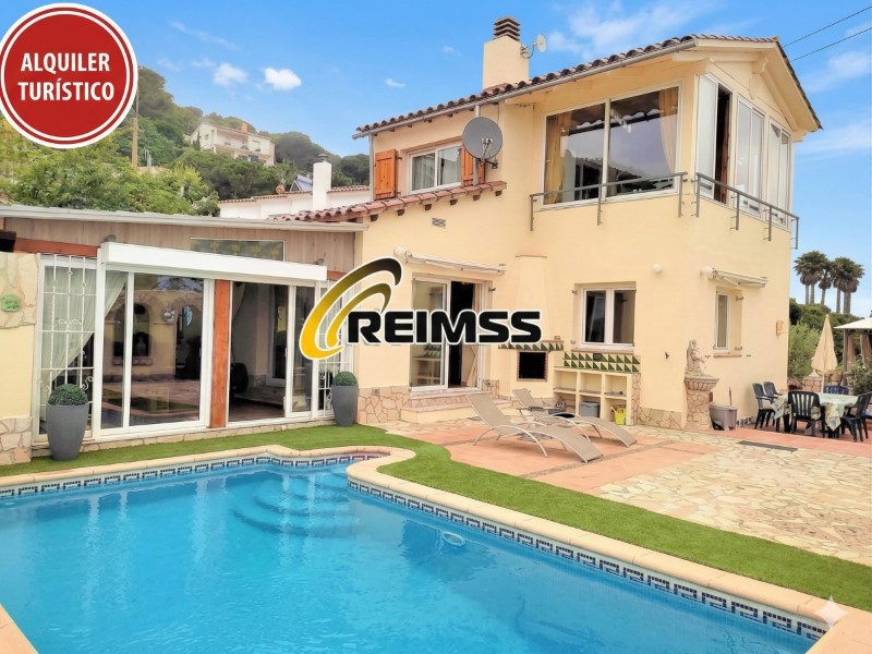 Casa en venda a Lloret de Mar, 6 hab., 158 m2 - 449.000 EUR