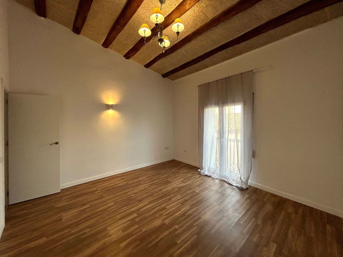 Casa en venda a Llagostera, 6 hab., 186 m2 - 367.500 EUR